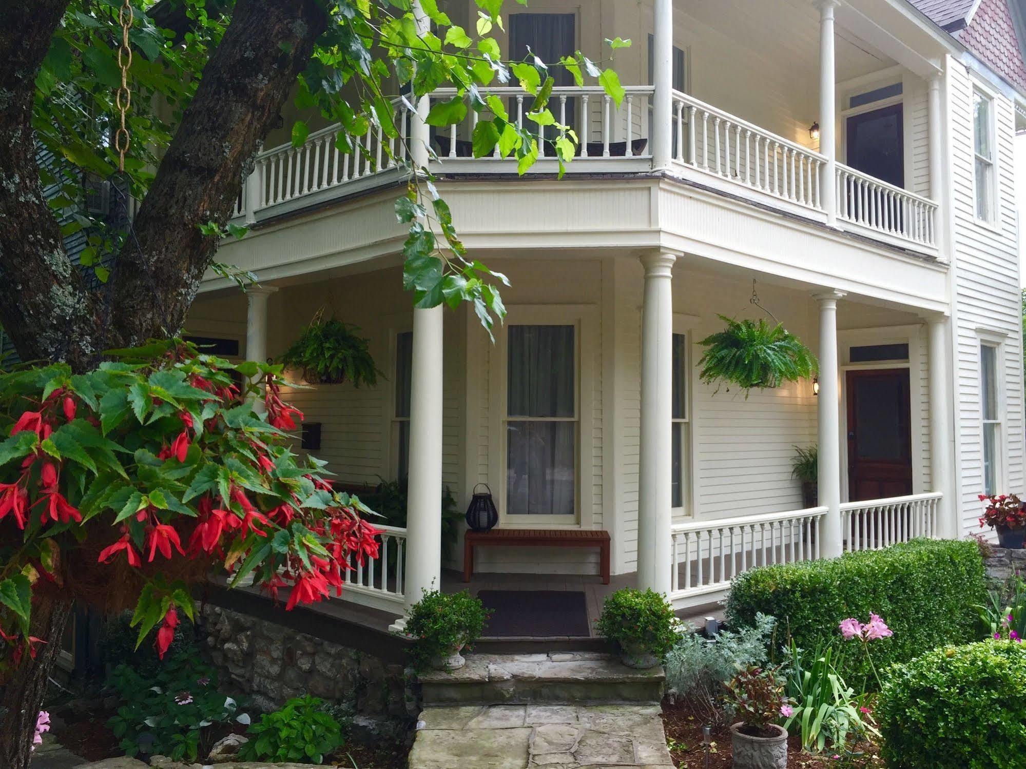 Eureka Zen Cottages Eureka Springs Bagian luar foto